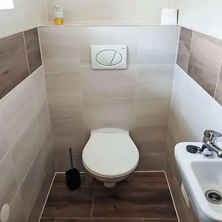 Lanov By Interhome *