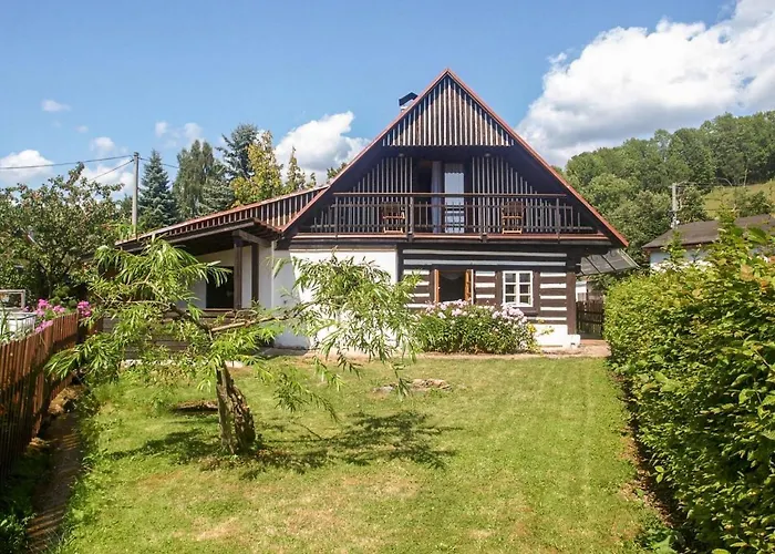 Dom wakacyjny Lanov By Interhome