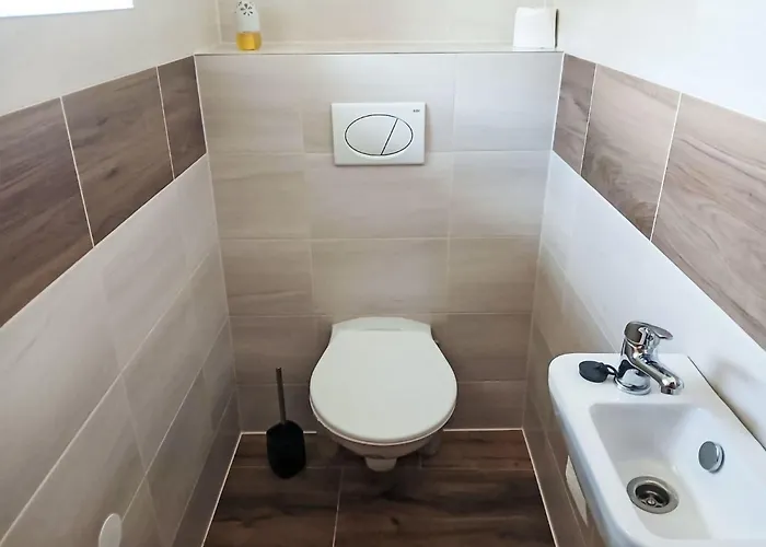 Lanov By Interhome *