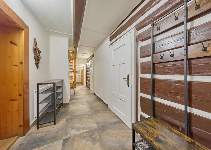 Lanov By Interhome *