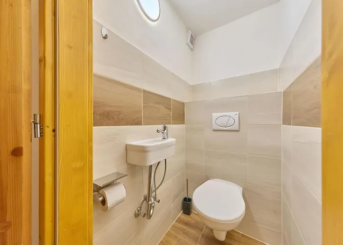 Lanov By Interhome *